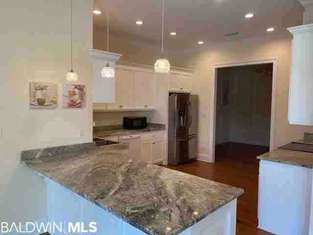 205 S Tee Dr - Photo 7 of 22