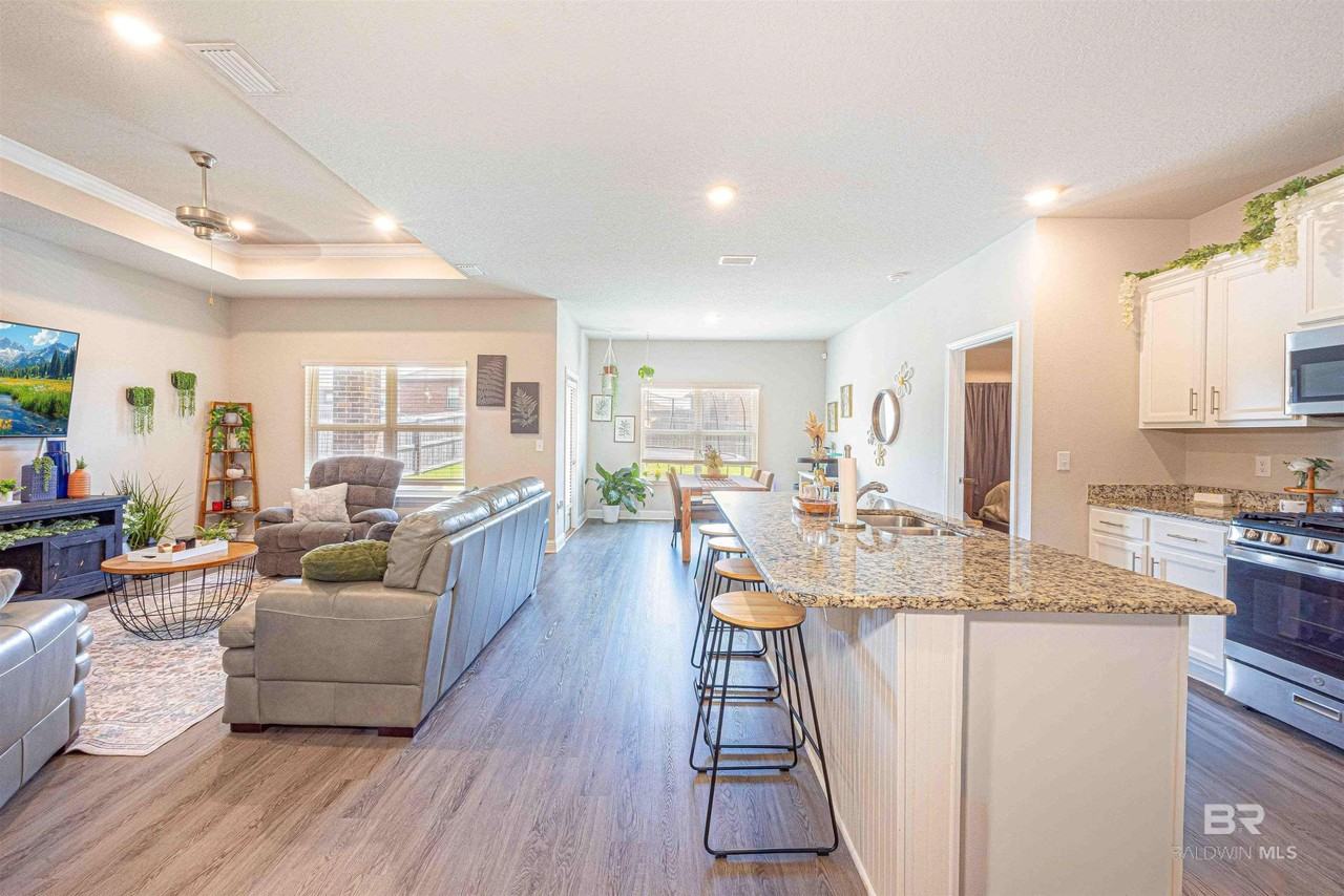 31510 Plover Ct - Photo 2 of 15