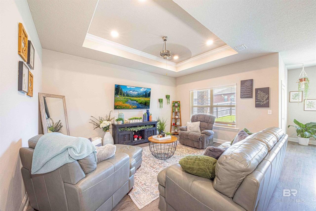 31510 Plover Ct - Photo 3 of 15