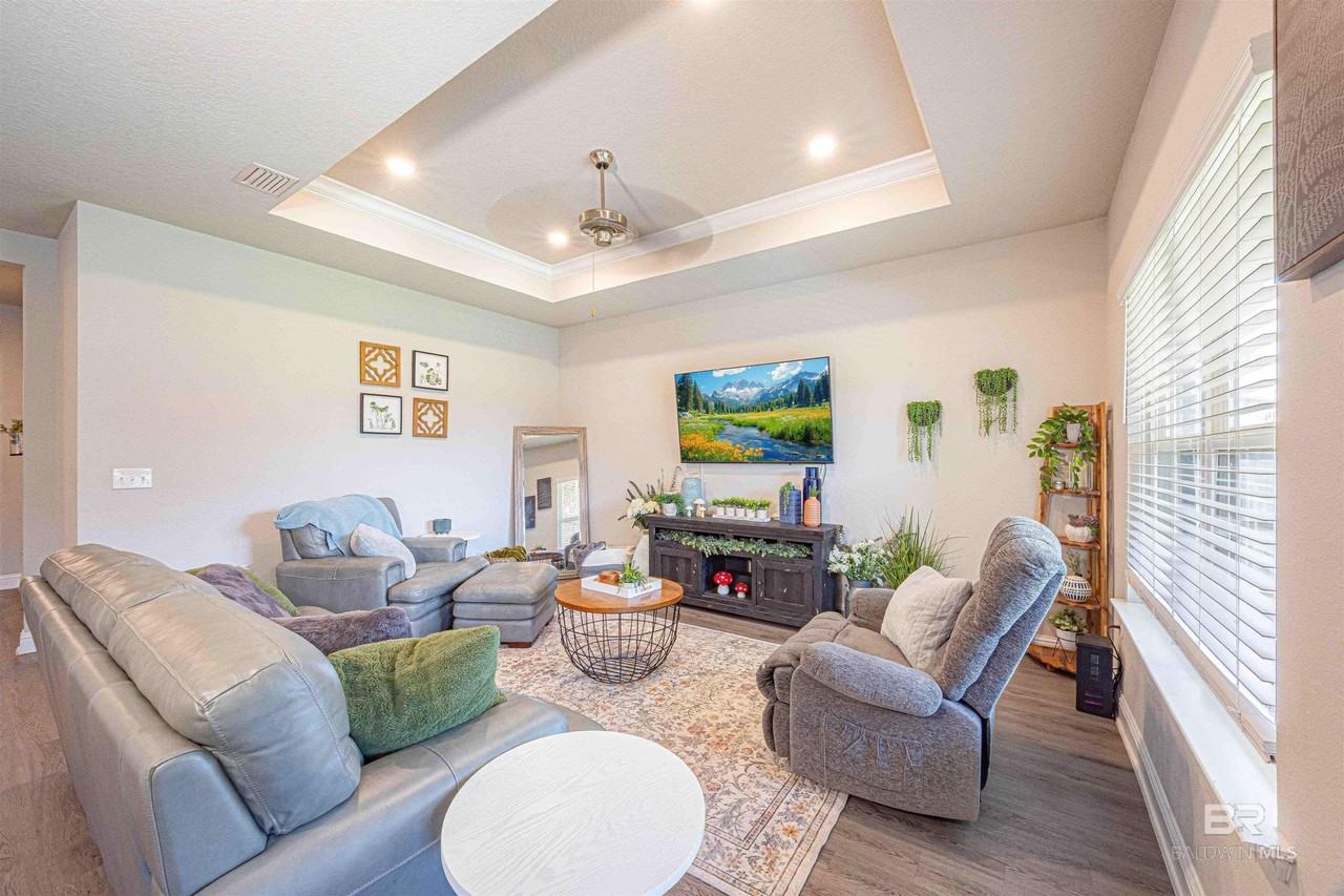 31510 Plover Ct - Photo 4 of 15