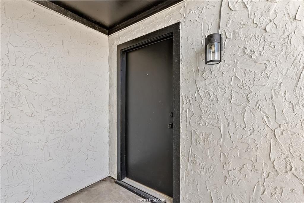 1505 Alpine Cir #A - Photo 4 of 15