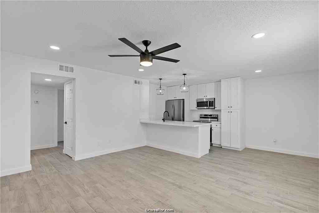 1505 Alpine Cir #A - Photo 6 of 15