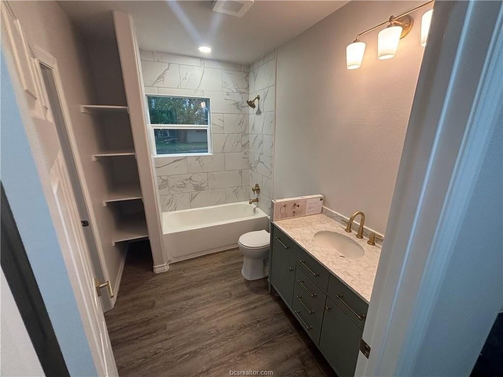 2100 Cavitt Ave - Photo 3 of 5