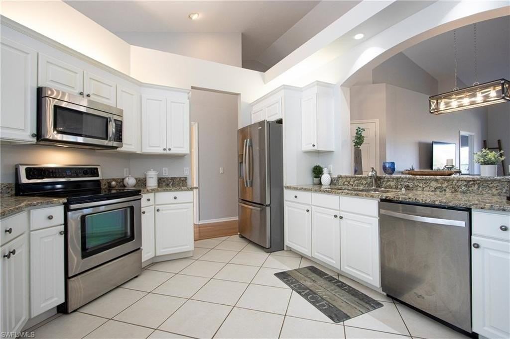 5705 Heron Ln Apt 806 - Photo 4 of 19