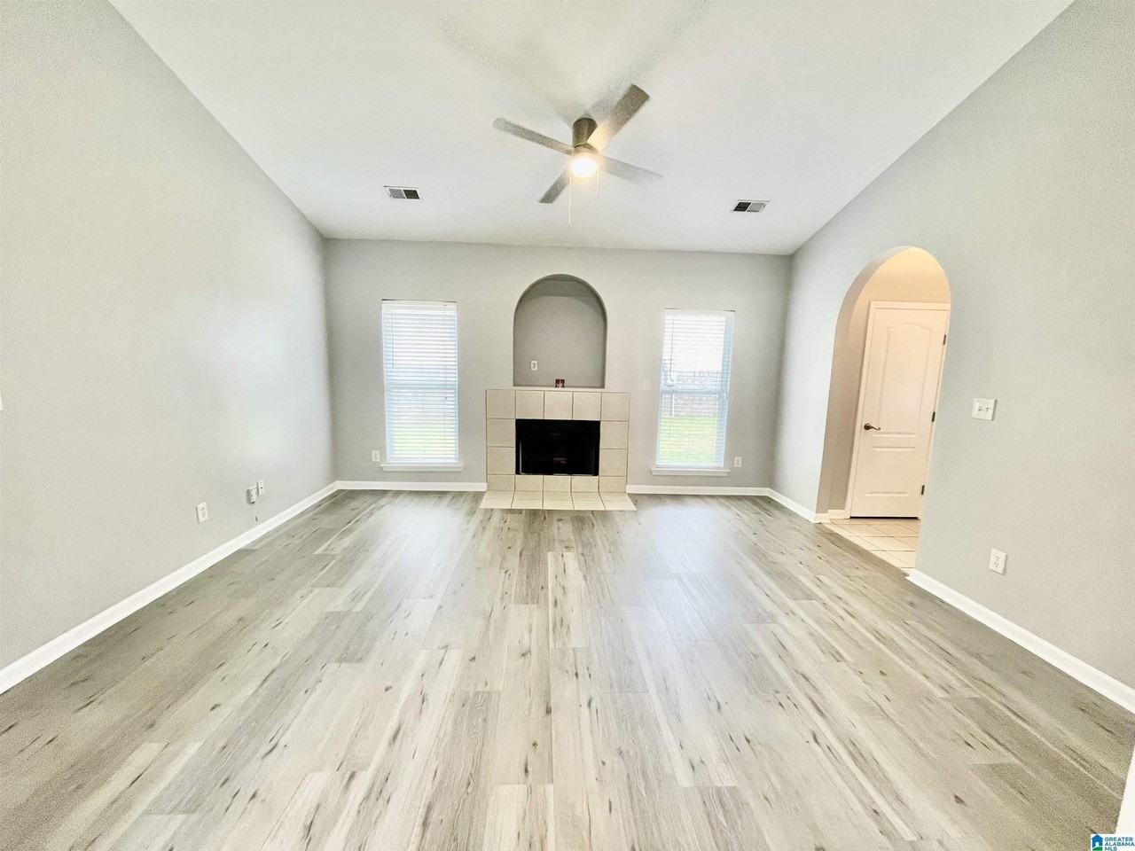 5241 Cottage Cir - Photo 2 of 23