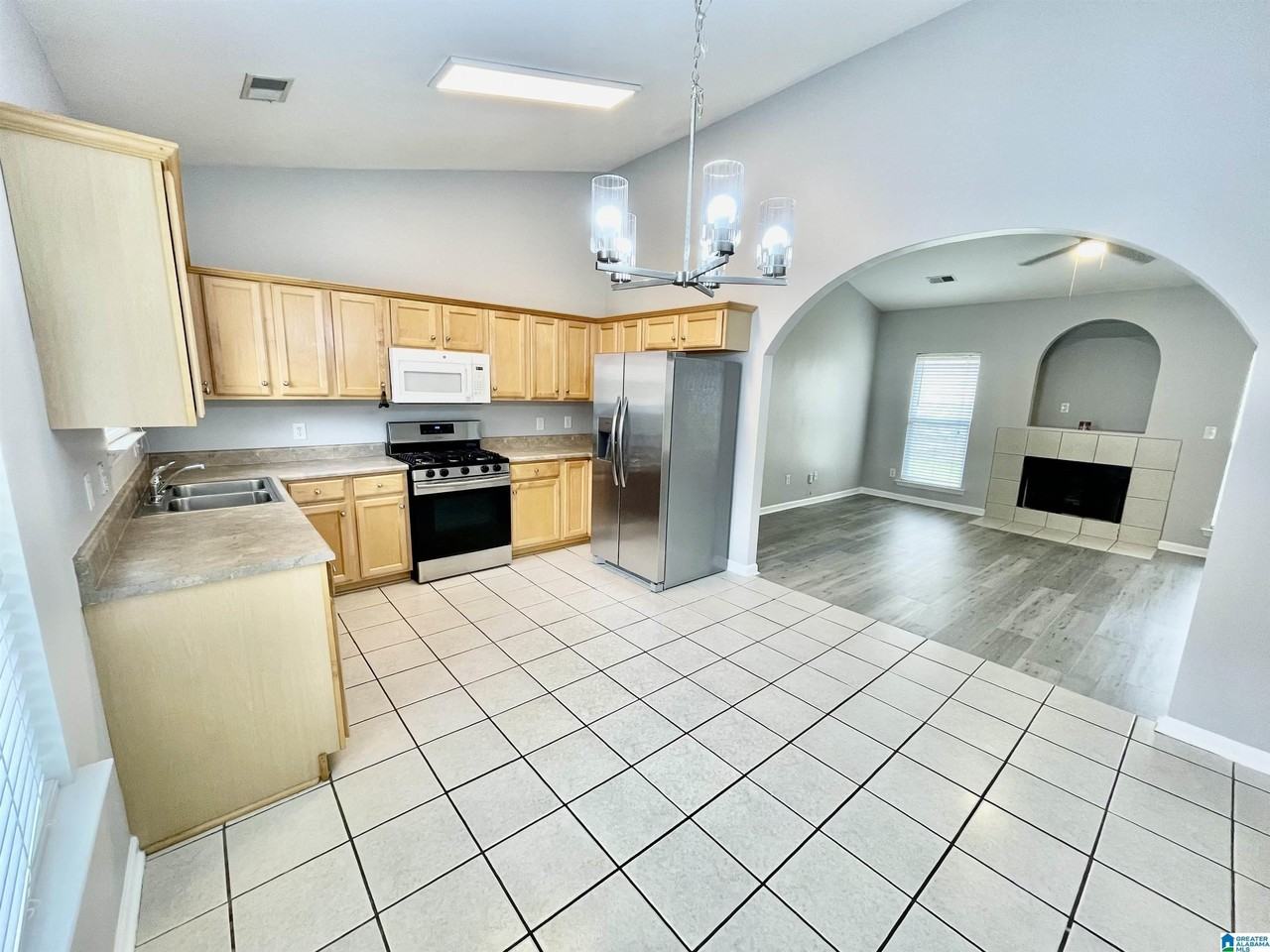 5241 Cottage Cir - Photo 6 of 23