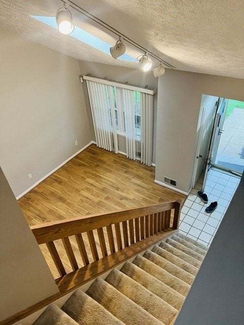 205 Lac Kine Dr - Photo 3 of 38