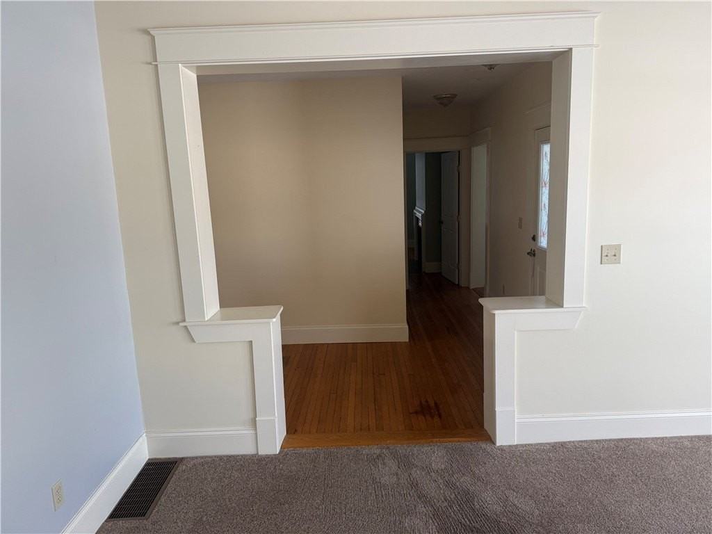 507 W Water St #2 - Photo 2 of 10