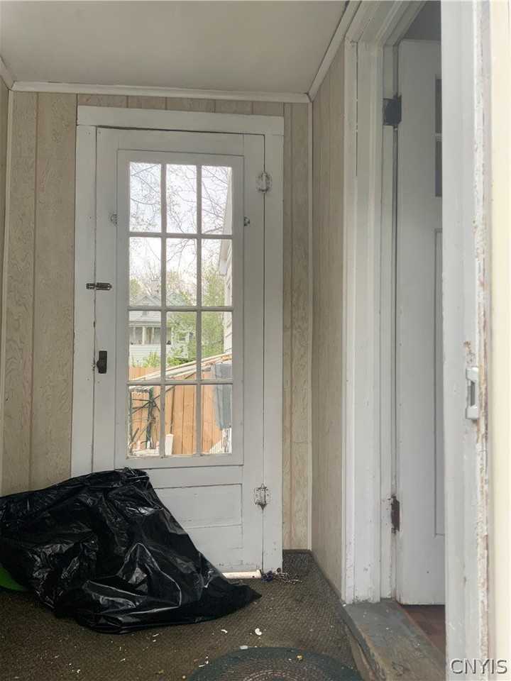 214 1st North St - Photo 4 of 14