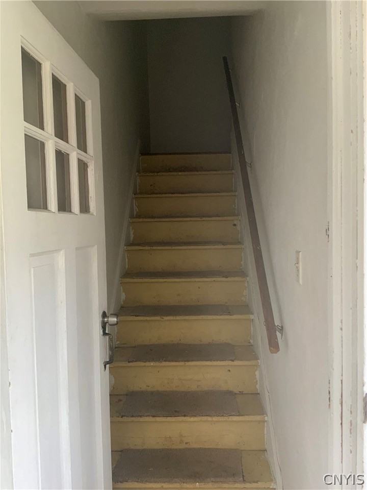 214 1st North St - Photo 5 of 14