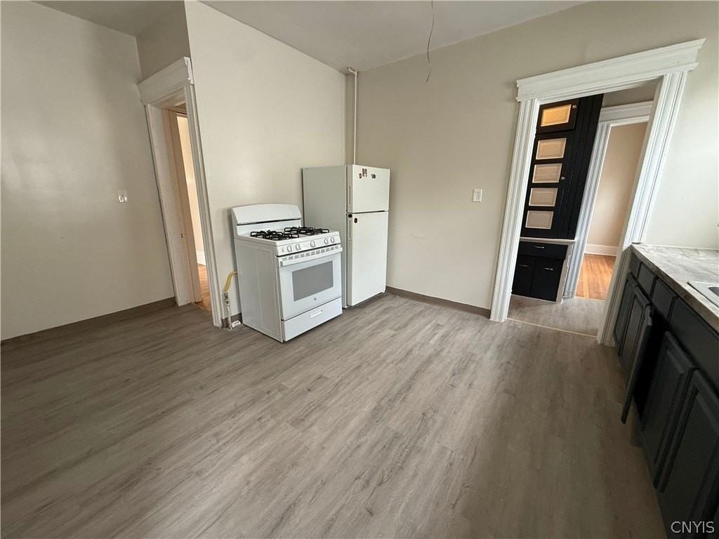 367 Furman St #1 - Photo 3 of 13