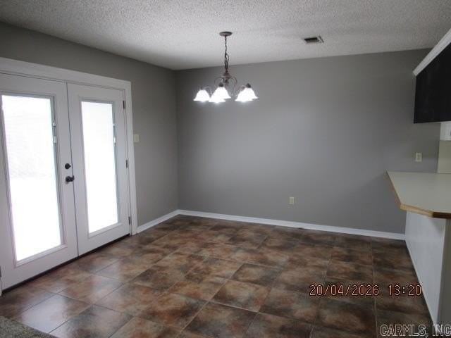 2425 Morse Dr - Photo 3 of 14