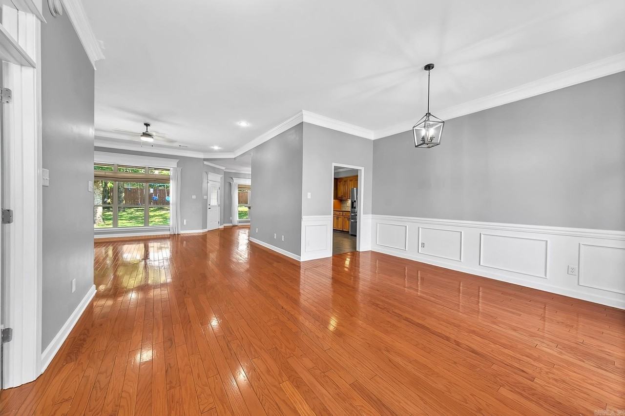 7148 E Ridge Dr - Photo 4 of 38