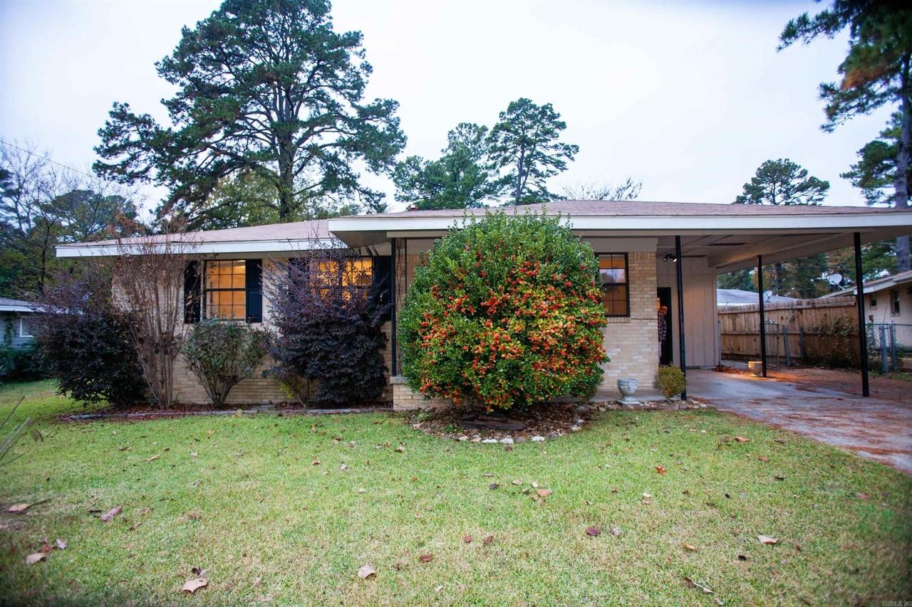 99 Broadmoor Dr - Photo 4 of 18