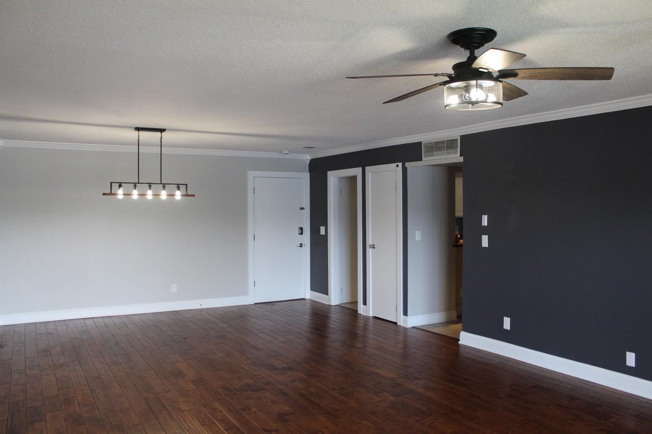 568 River St - Photo 5 of 15