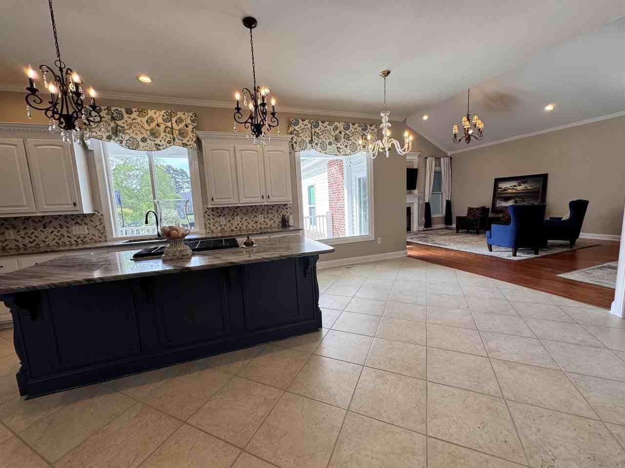 3771 Waterford Dr - Photo 7 of 23