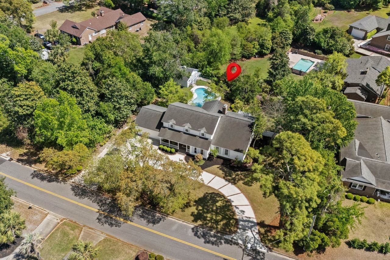 5704 Woodside Ave - Photo 2 of 50