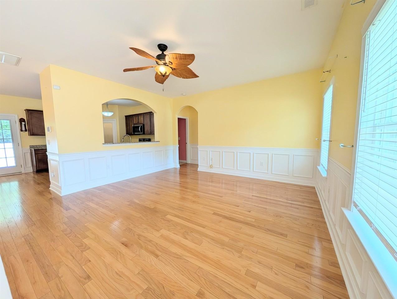 244 Belclare Way - Photo 4 of 50