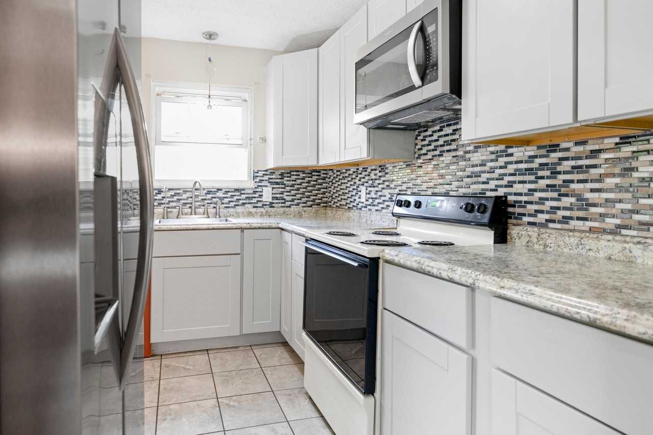 5175 Threshing Ct - Photo 6 of 26