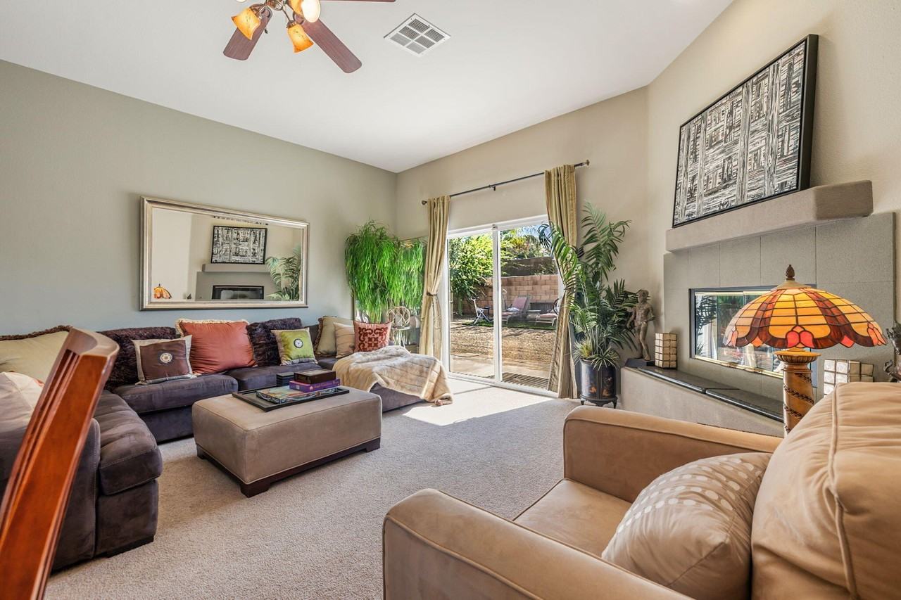 12074 Tamar Dr - Photo 4 of 50