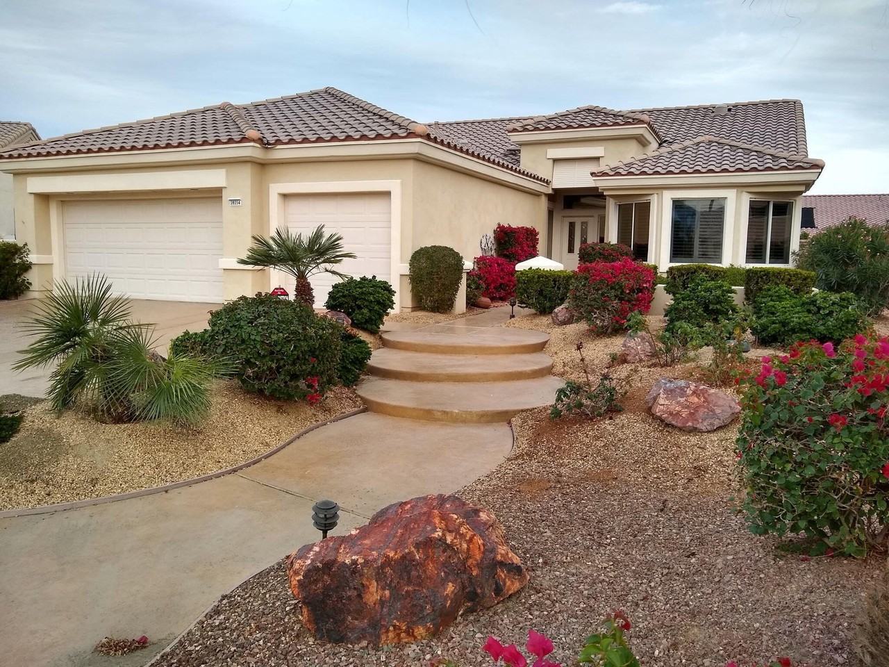 39354 Falconwood Ct - Photo 2 of 15