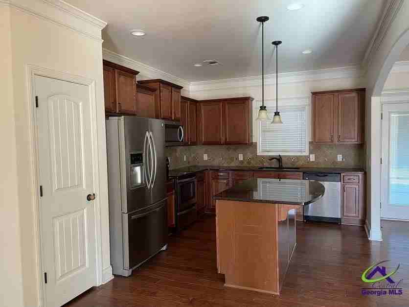 121 Regency Ct - Photo 5 of 18