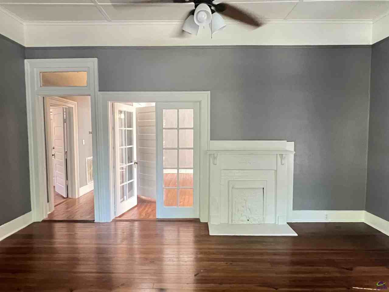 310 Central Ave - Photo 5 of 34