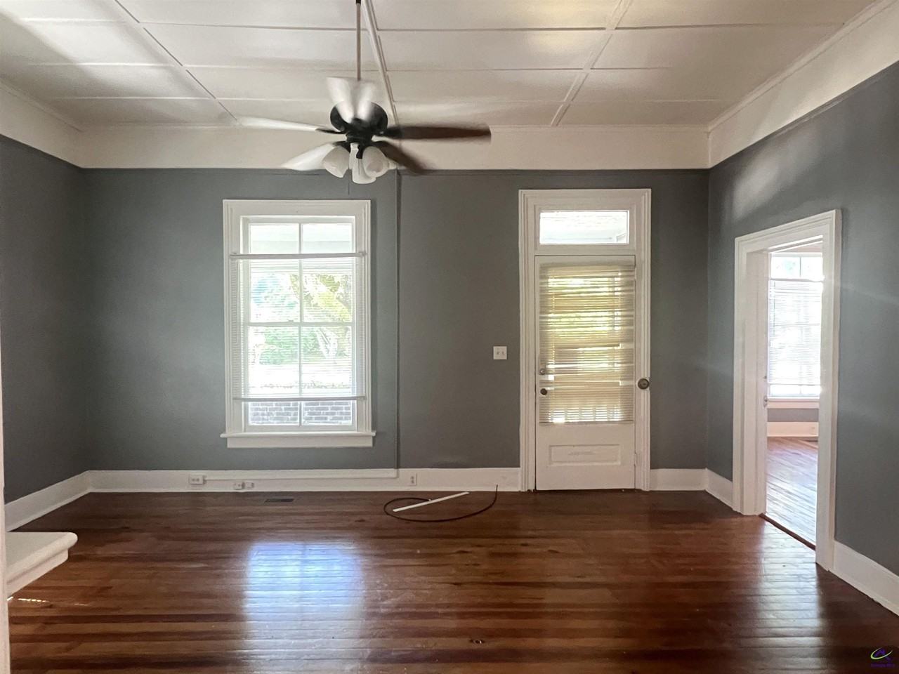 310 Central Ave - Photo 6 of 34