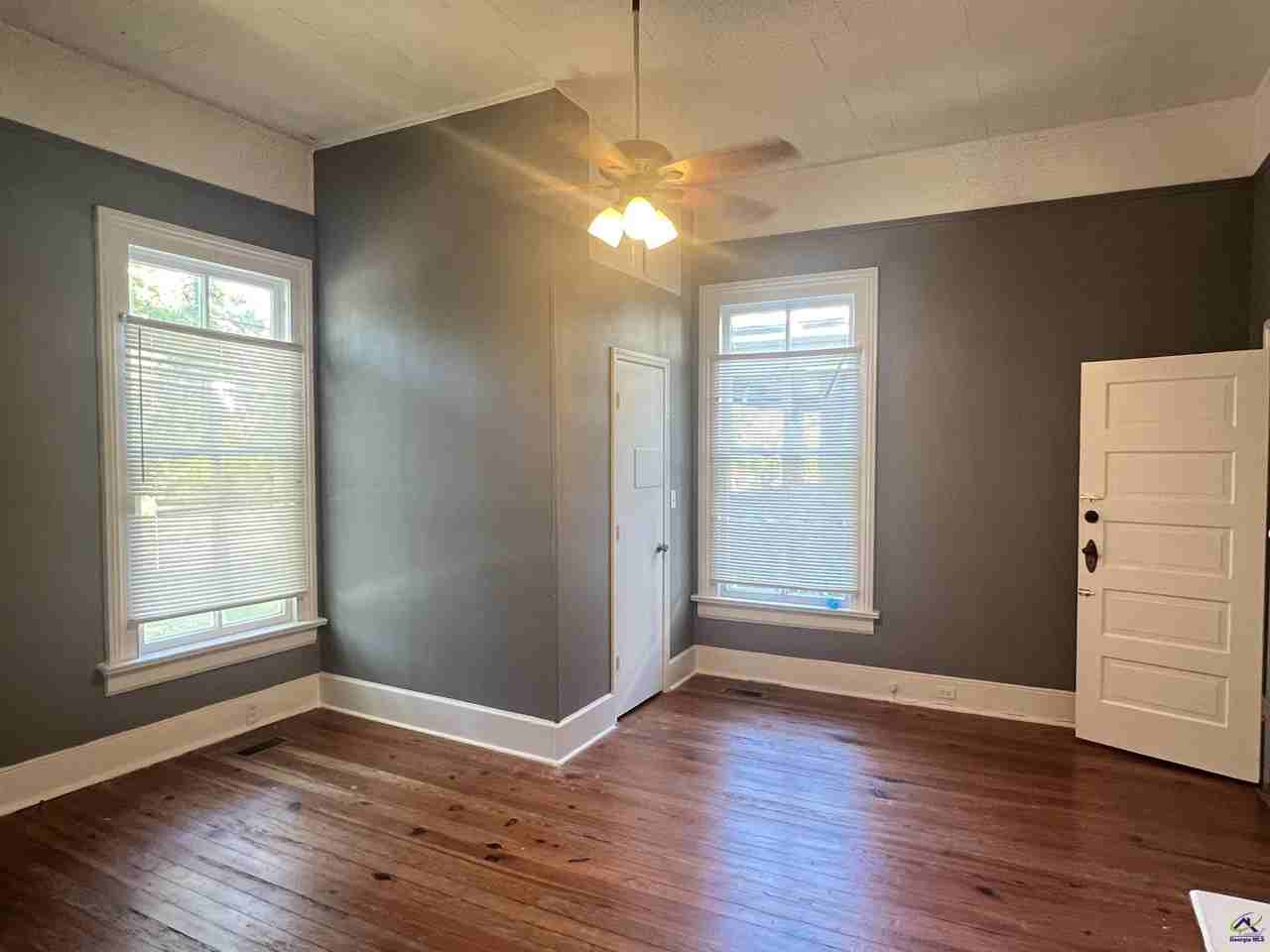 310 Central Ave - Photo 7 of 34