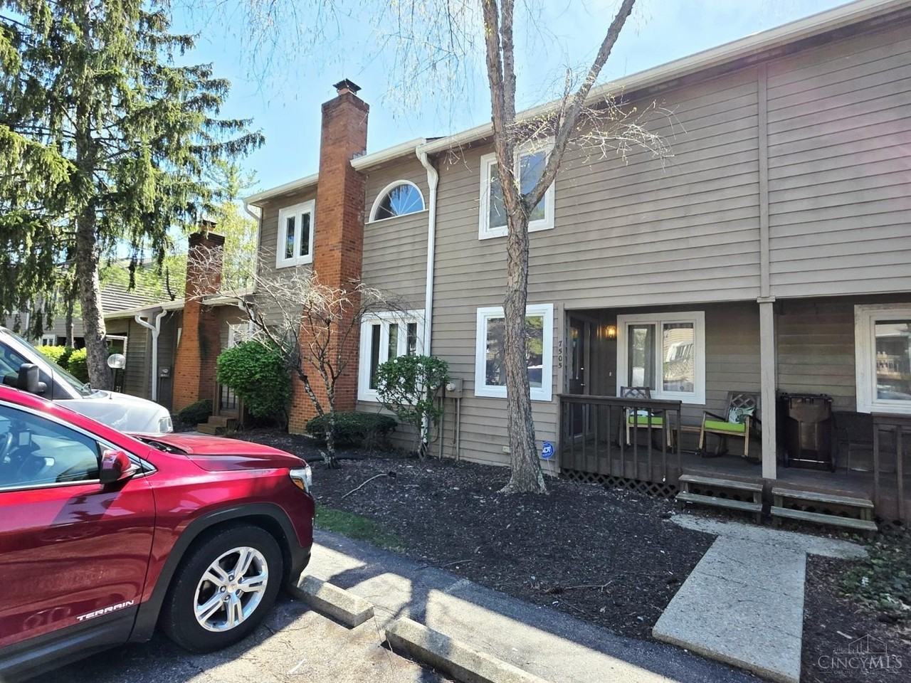 7505 Granby Way - Photo 3 of 31