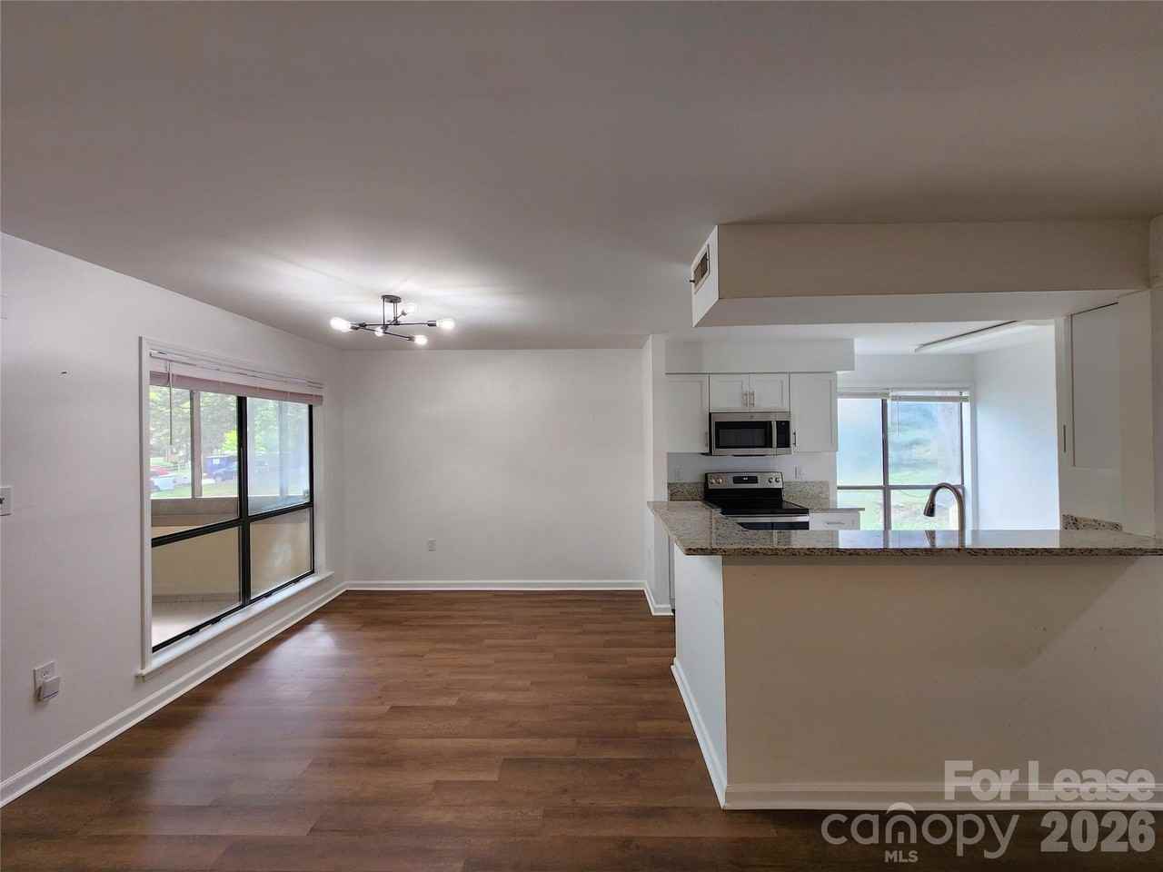 5721 Dockside Dr - Photo 2 of 20