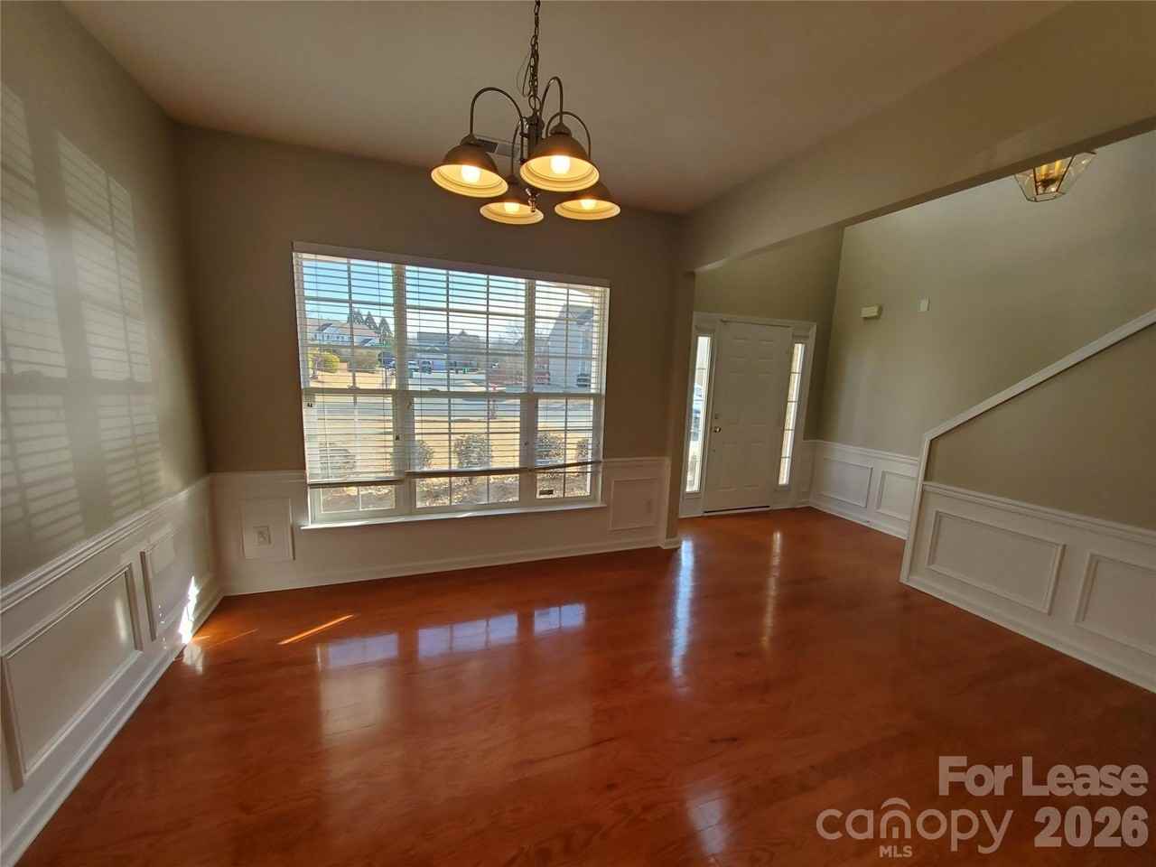 8611 Dennington Grove Ln - Photo 6 of 23