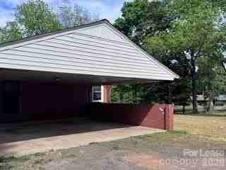 285 Mcalister Rd - Photo 4 of 35