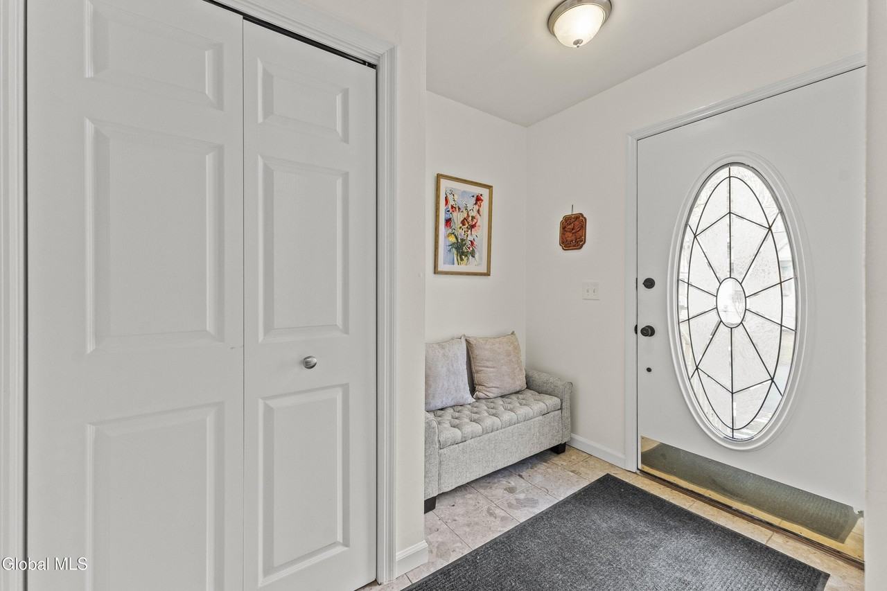 19 Sarazen St - Photo 2 of 45