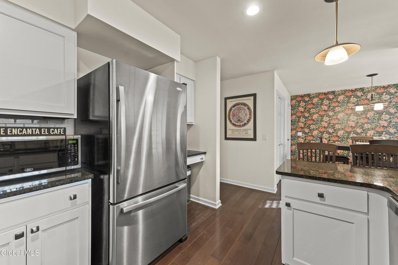 19 Sarazen St - Photo 4 of 45