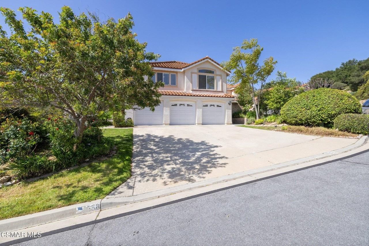 658 Elevar Ct - Photo 2 of 47