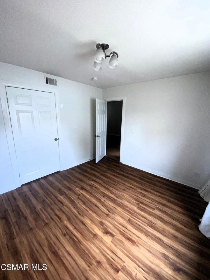 117 Sunset Dr - Photo 7 of 15