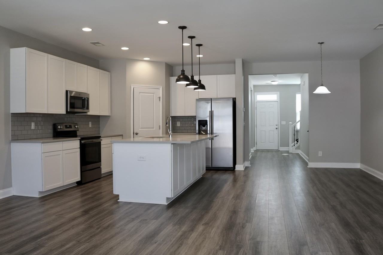 7869 Montview Rd - Photo 4 of 25