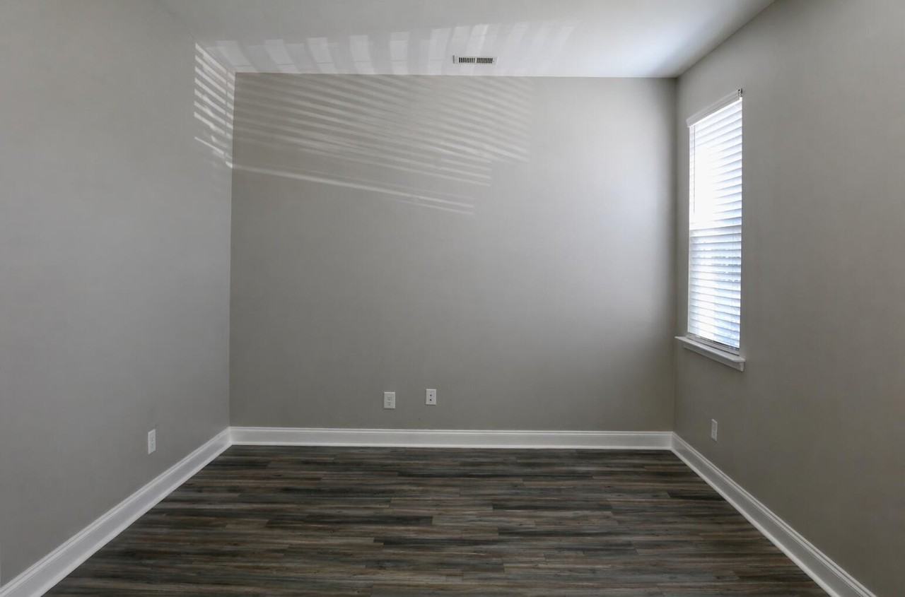 7869 Montview Rd - Photo 6 of 25