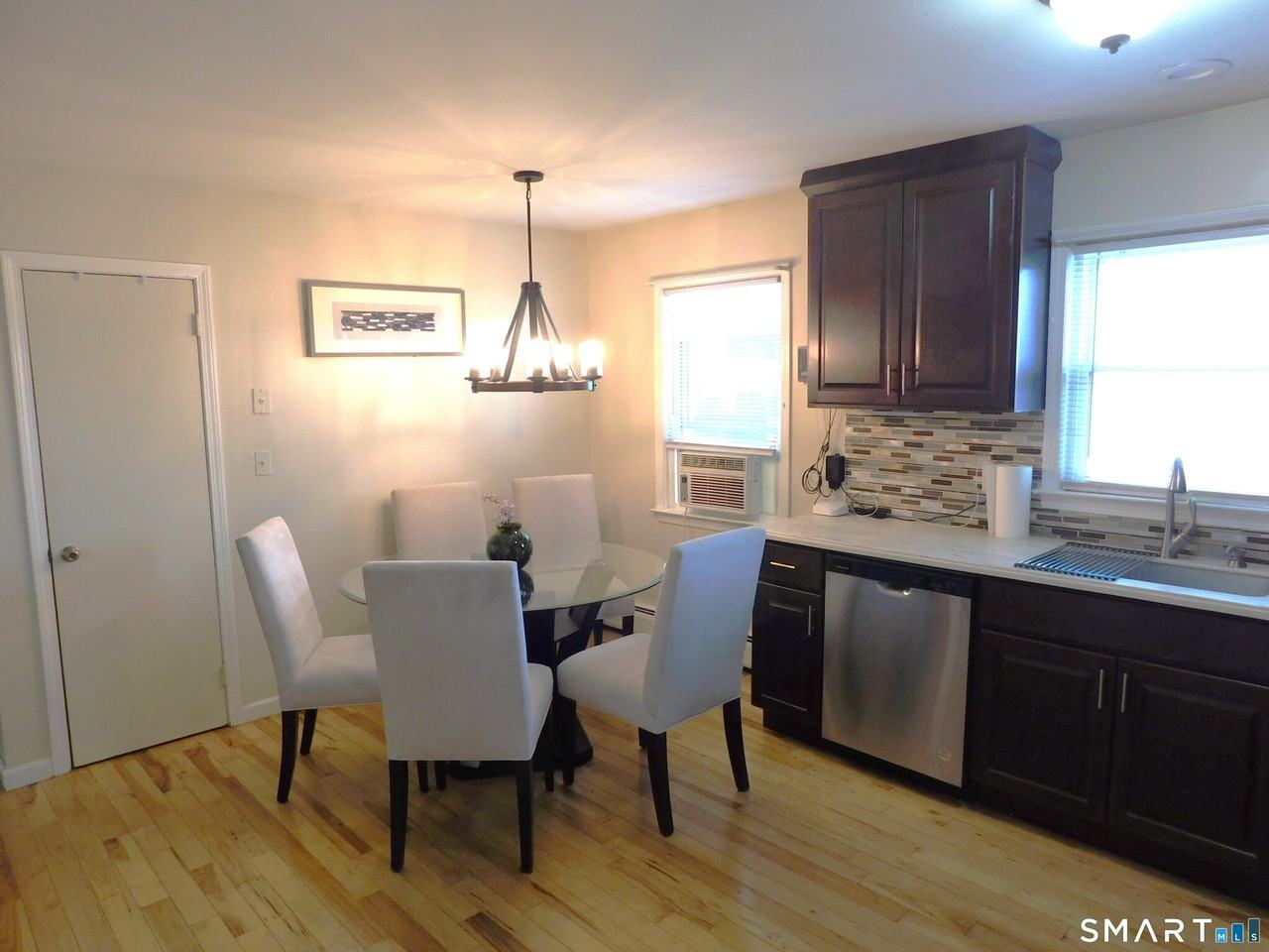 26 Dayton Rd - Photo 4 of 11