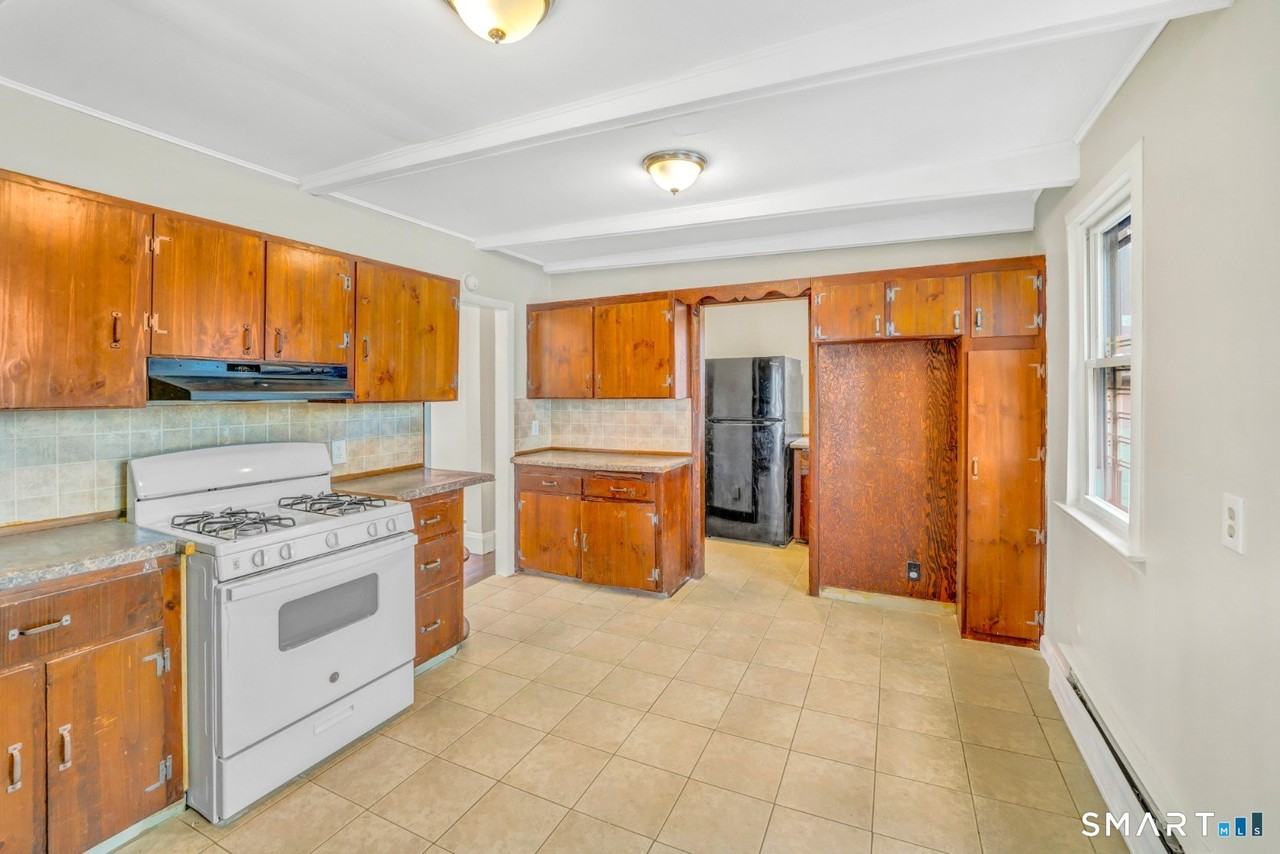 55 Clifton Ave - Photo 5 of 11