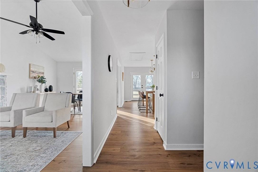 1342 Avatar Dr - Photo 4 of 50