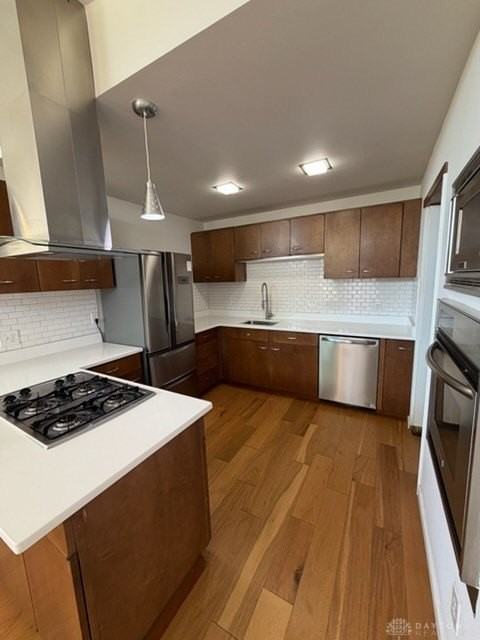 4924 Bayside Dr - Photo 7 of 21