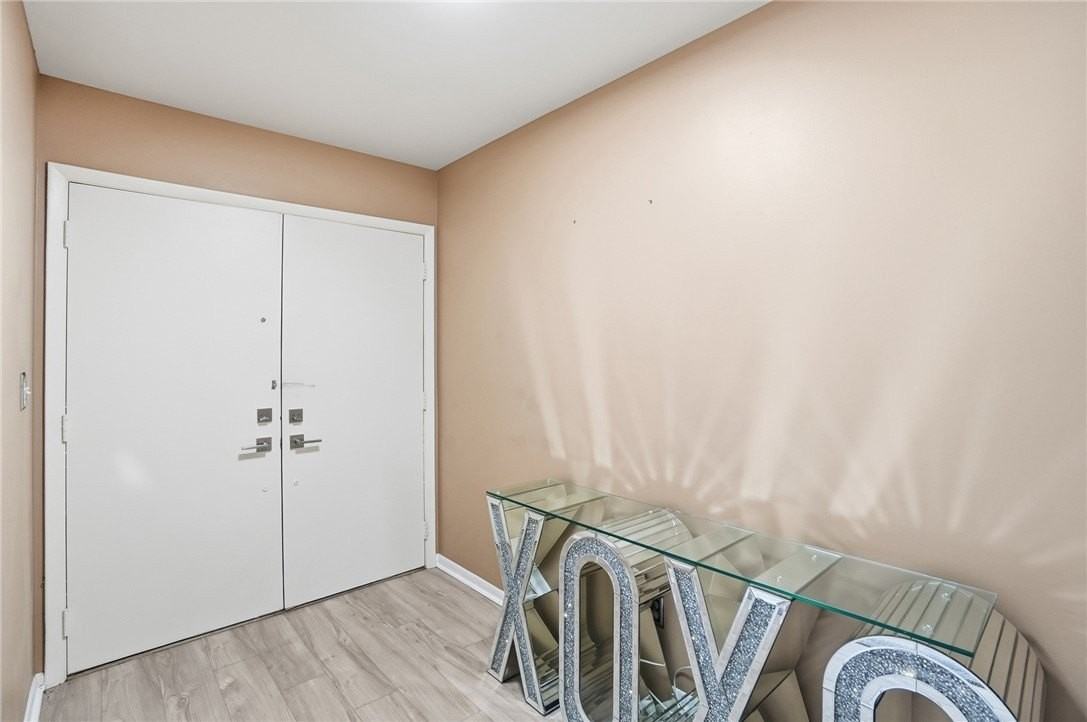 300 Highland Dr - Photo 3 of 43