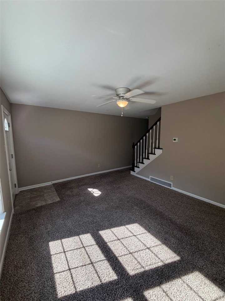 213 South St - Photo 2 of 13