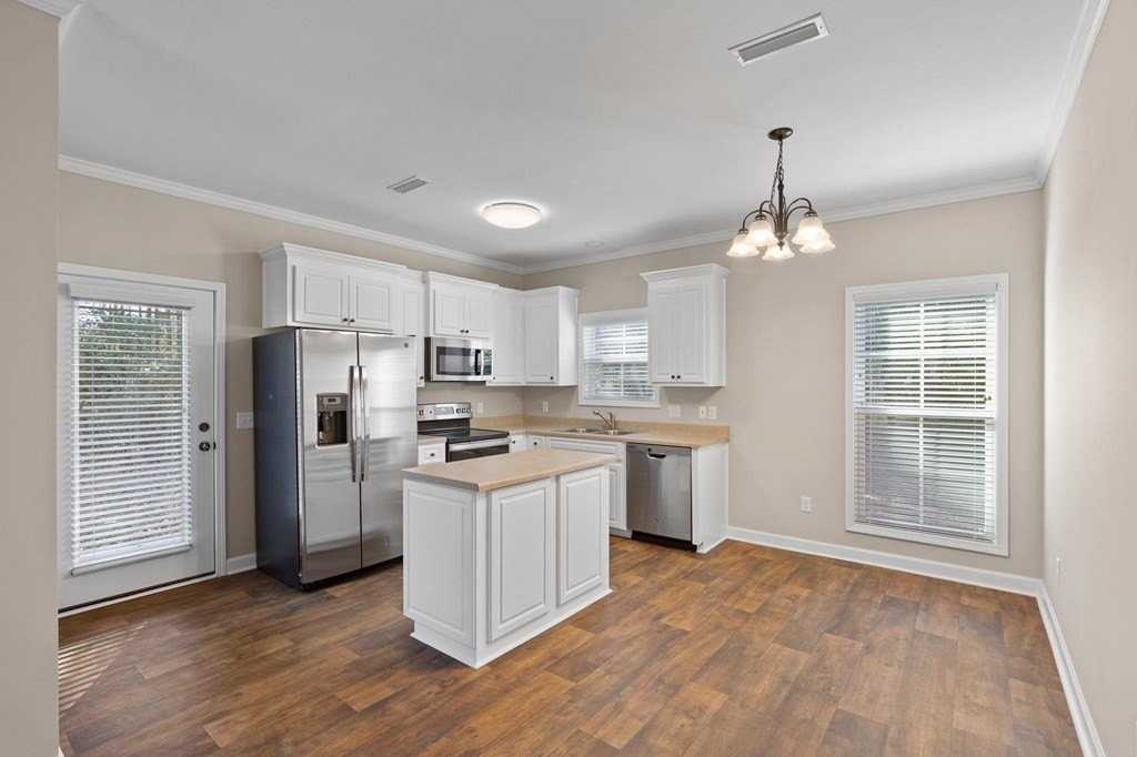 142 Golf View Dr - Photo 2 of 17