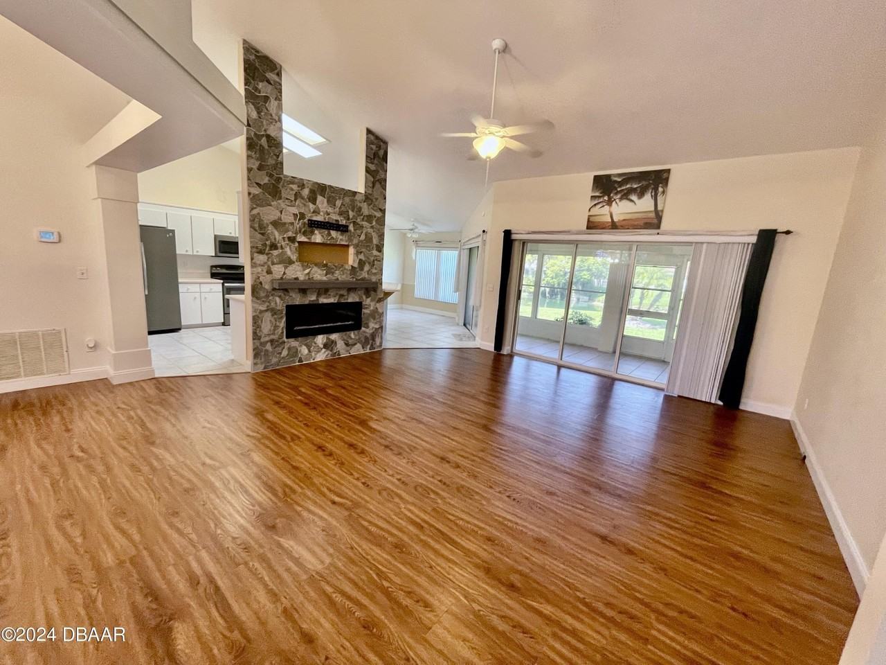 137 Bryan Cave Rd - Photo 4 of 21