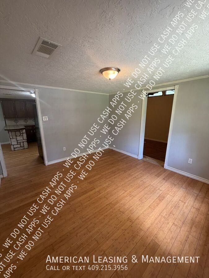 10271 E State Highway 103 - Photo 3 of 19