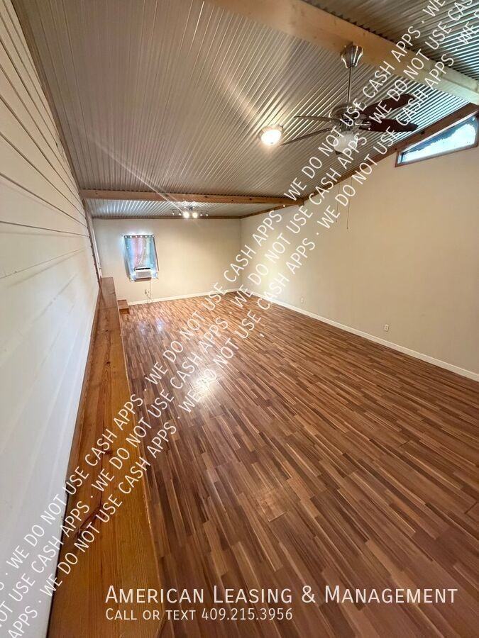 10271 E State Highway 103 - Photo 7 of 19