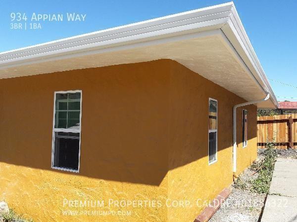 934 Appian Way - Photo 4 of 40